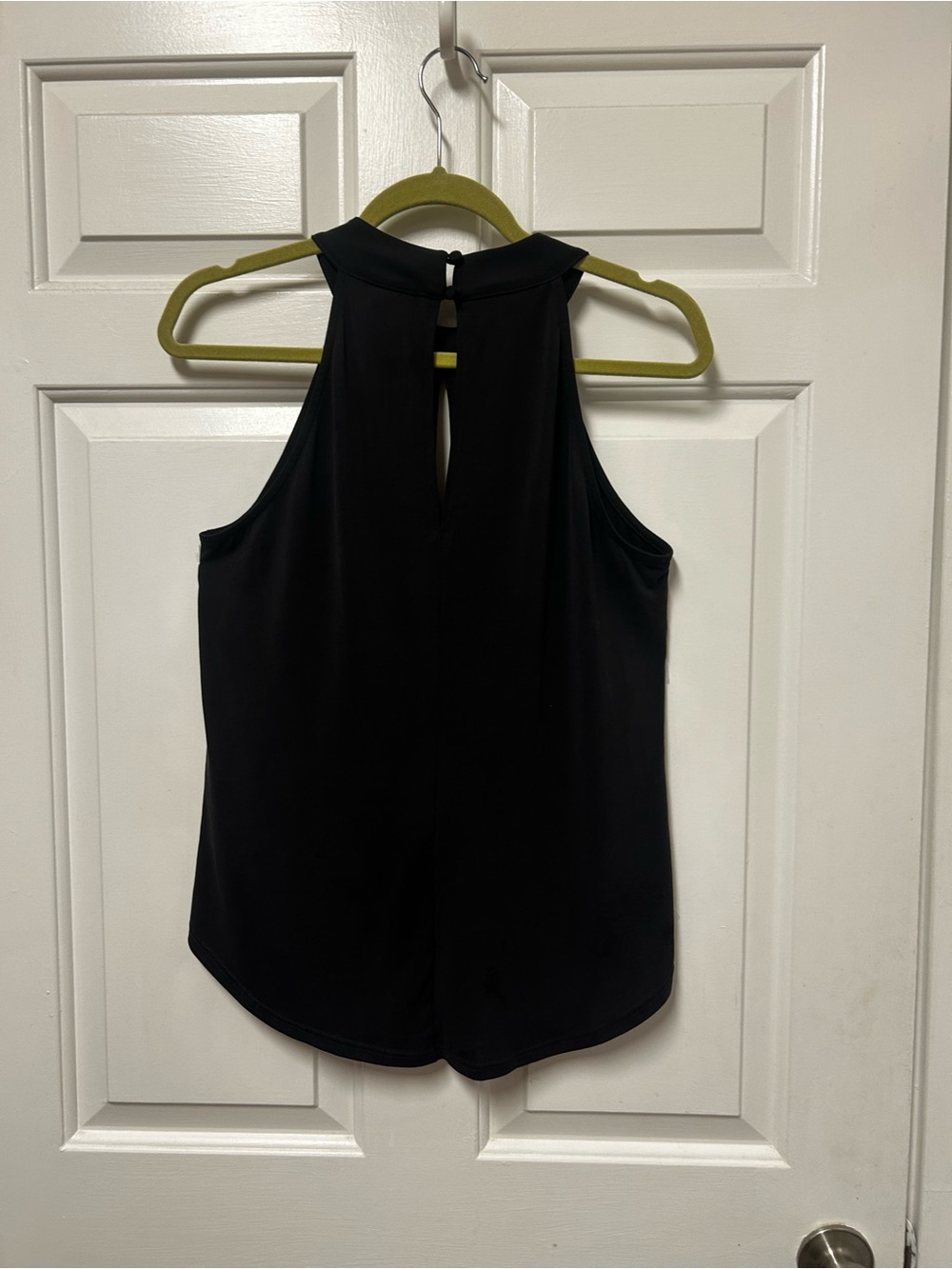 Veronica M Black Sleeveless Keyhole Halter Top, super soft. NWOT